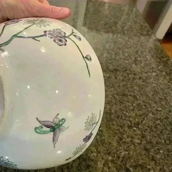 Nora Fenton Designs Bowl, Chinese Porcelain Hand Painted in Hong Kong - Picture 5 of 8